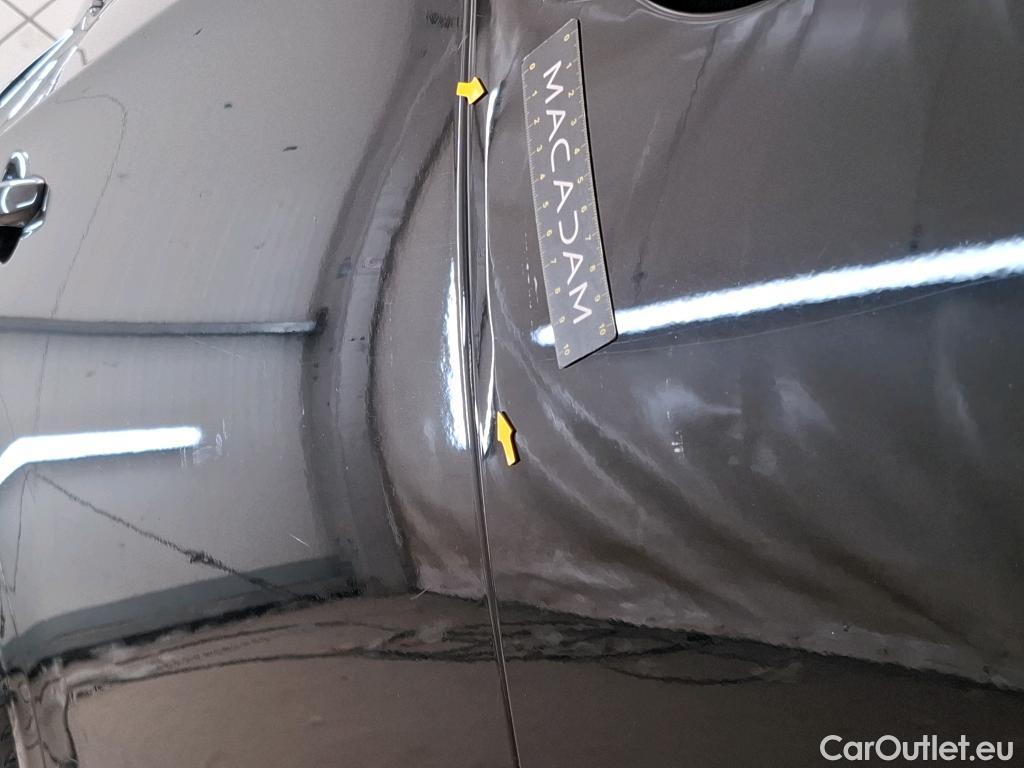  Citroen  DS5 CITROEN  5p Berline 2.0 HDi 160 Executive #51