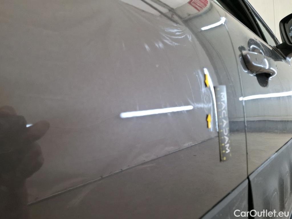  Citroen  C3 CITROEN  5p Berline PureTech 110 S&S BVM6 Shine Business #24