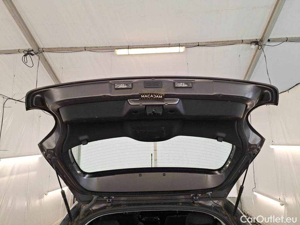  Citroen  C3  Feel Business 1.2 PureTech 80CV BVM5 E6d #4