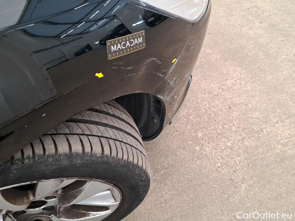  Citroen  DS5 CITROEN  5p Berline 2.0 HDi 160 Executive #32