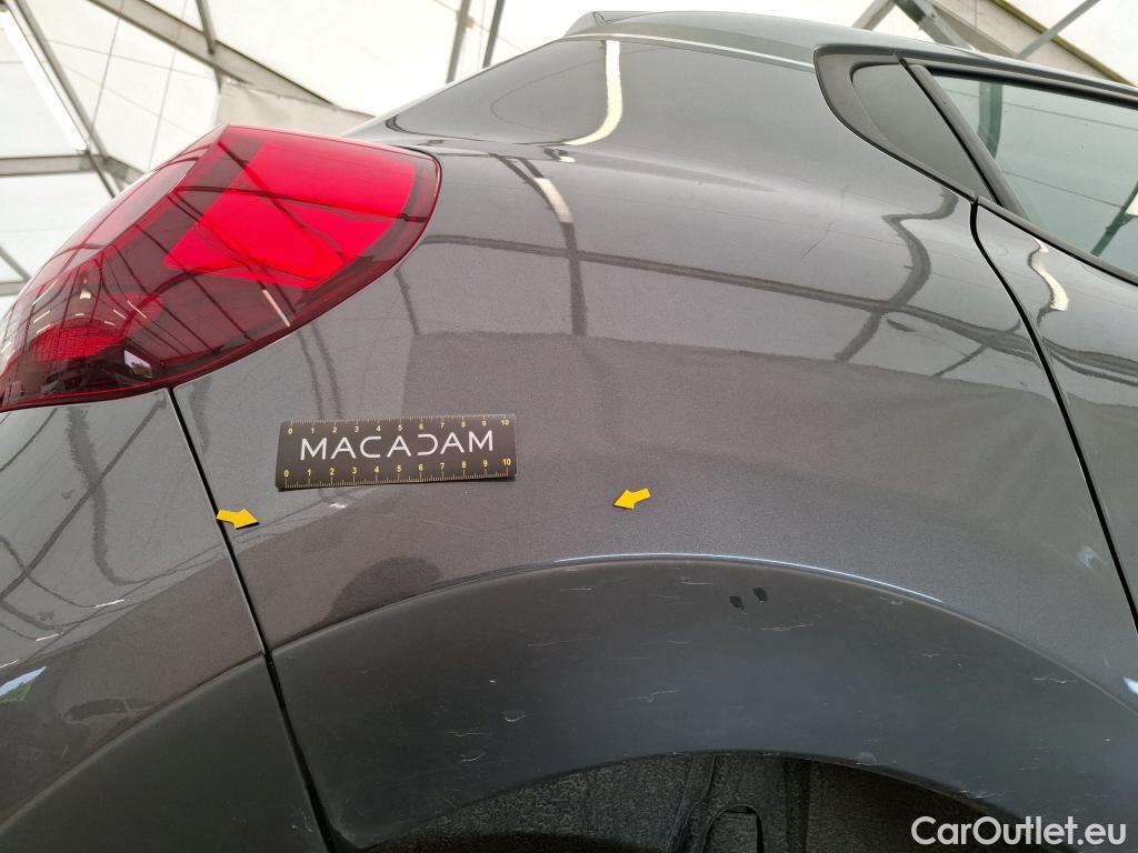  Citroen  C3 CITROEN  5p Berline PureTech 110 S&S BVM6 Shine Business #1