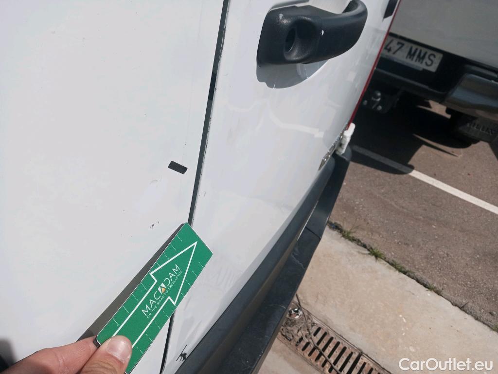  Renault  Master RENAULT  / 2014 / 4P / furgón Furgón T L3H3 3500 E 107kW (145CV) TT #30