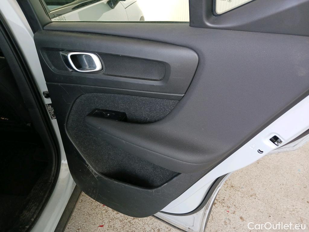  Volvo  XC 40 VOLVO XC40 / 2017 / 5P / todoterreno 1.5 T4 Twin Recharge R-Design Exp Auto #13