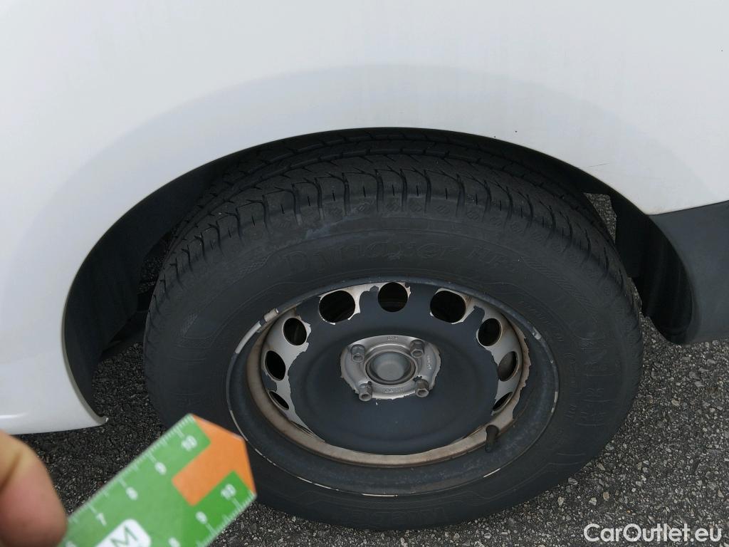  Citroen  Berlingo  Furgón L1 1.6 BlueHDi 100CV E6 #29