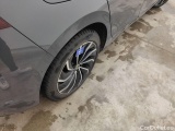  Volkswagen  Golf  VOLKSWAGEN DIESEL VIII 2.0 SCR TDi 115 Style 5d #88