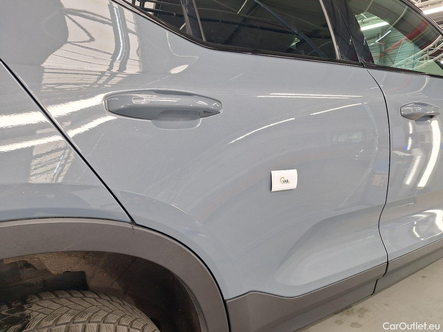  Volvo  XC 40 Volvo, XC40 '17, Volvo XC40 P8 4x4 Recharge R-Design 5d #8