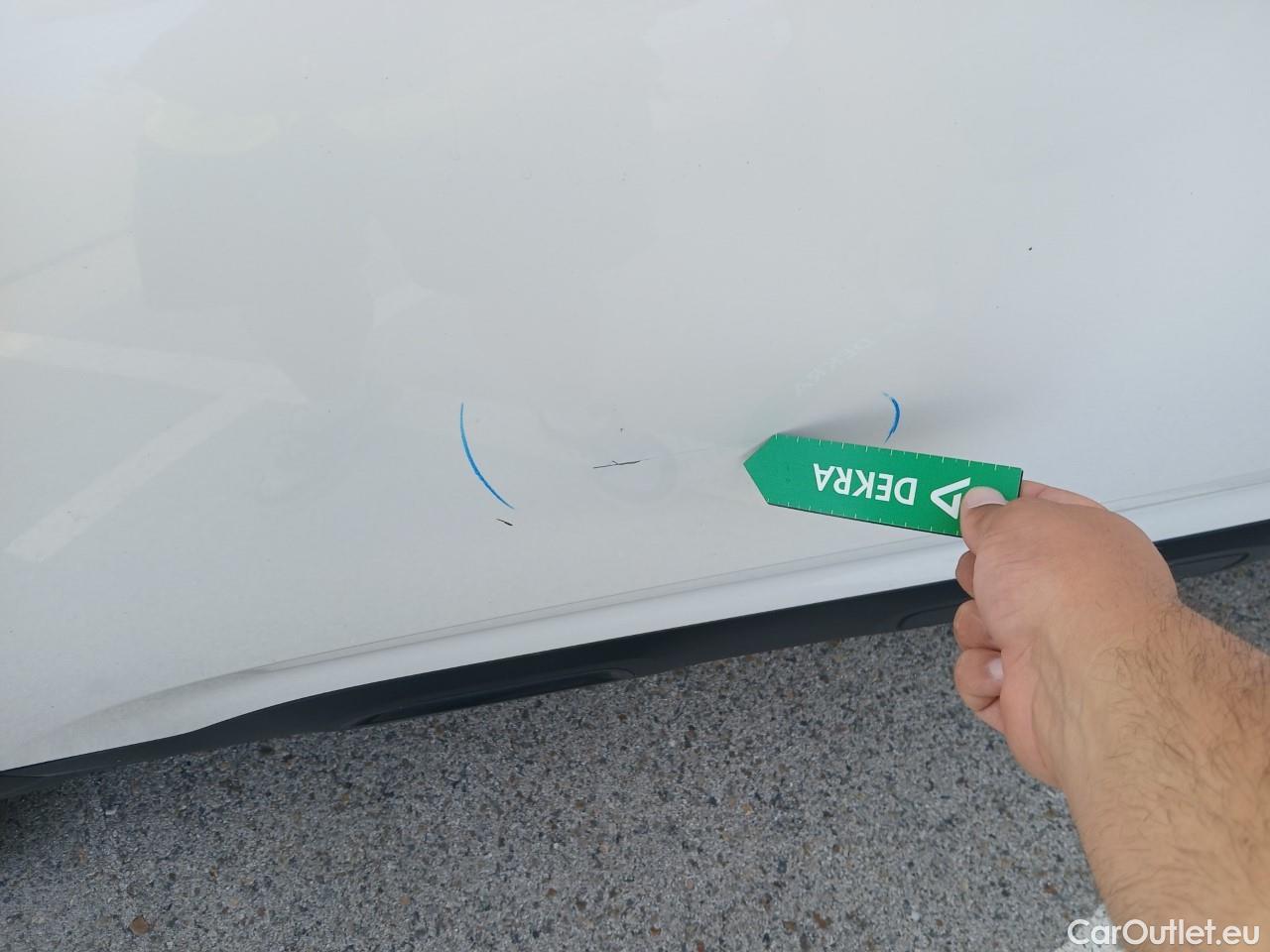  Citroen  C4 Cactus  Shine 1.2 PureTech 110CV E6dT #13