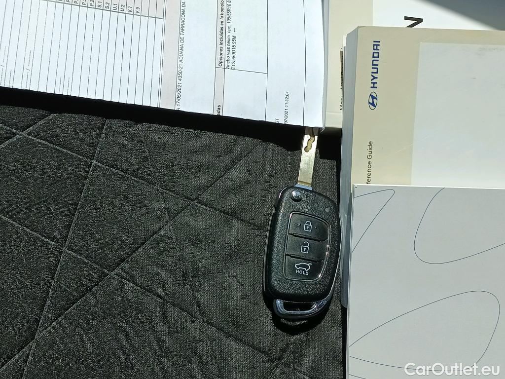  Hyundai  Bayon  Maxx 2WD 1.2 85CV E6d #2