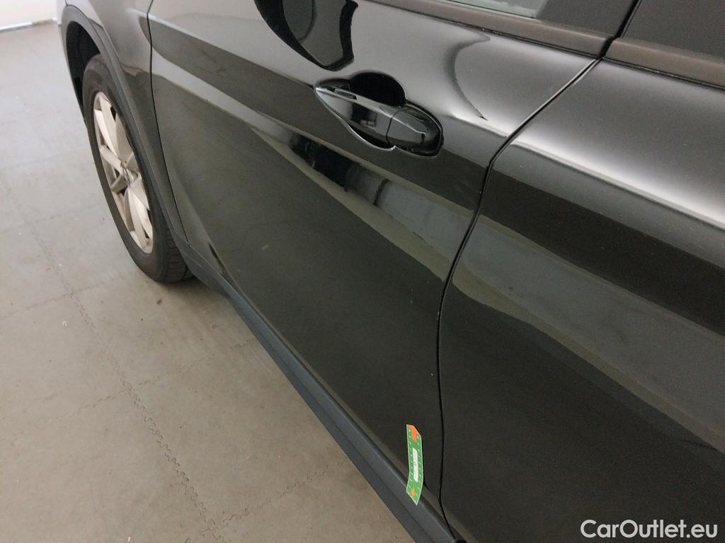  Bmw  X1 BMW  / 2019 / 5P / todoterreno sDrive16d #3