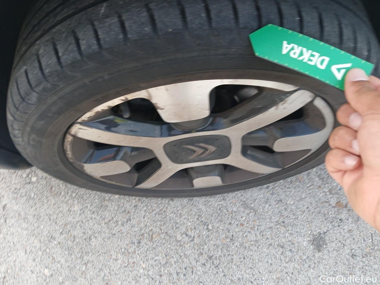  Citroen  C4 Cactus  Shine 1.2 PureTech 110CV E6dT #34