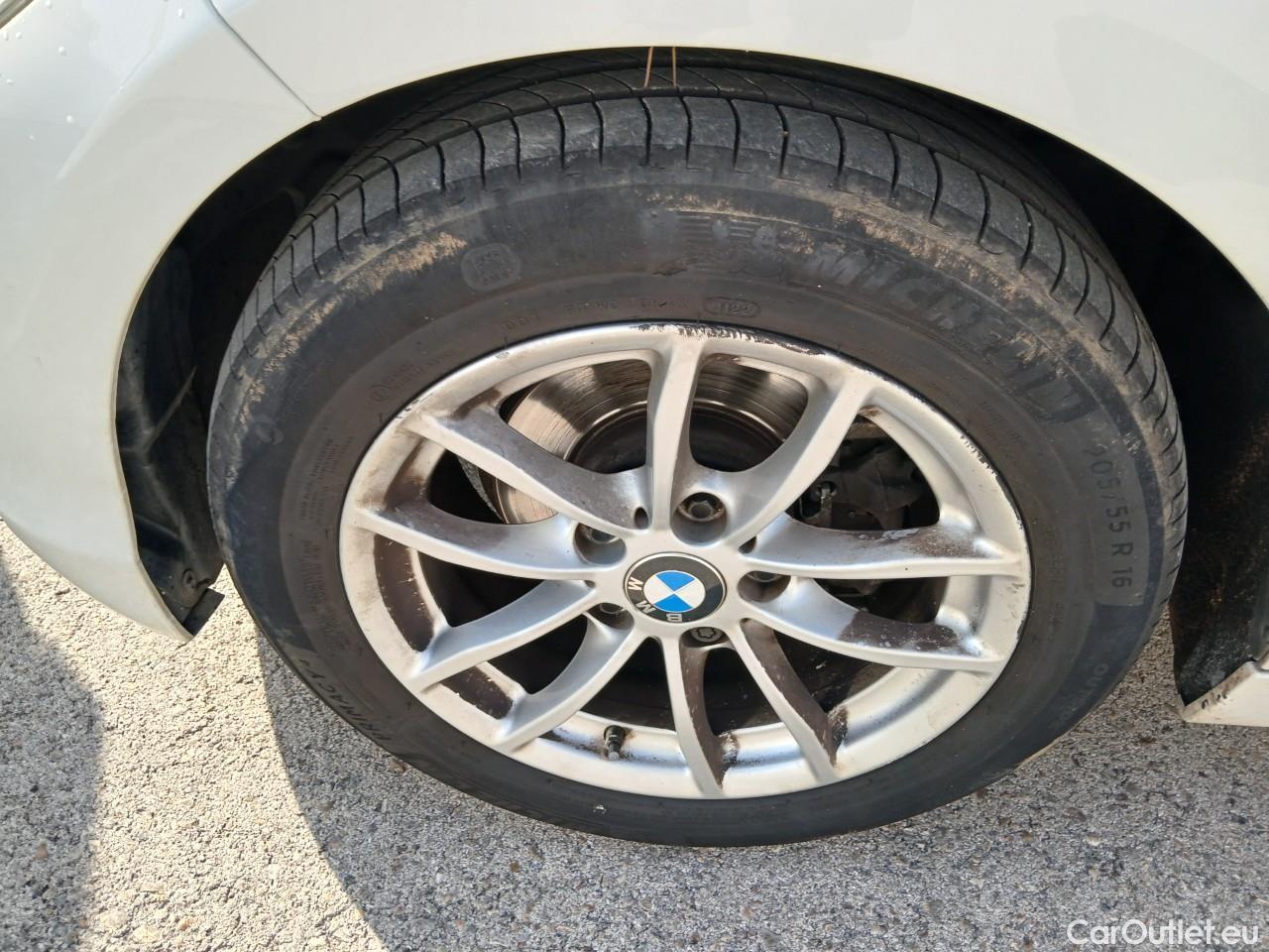  Bmw  Serie 1  Berlina 5p 116i 1.5 110CV E6 #33