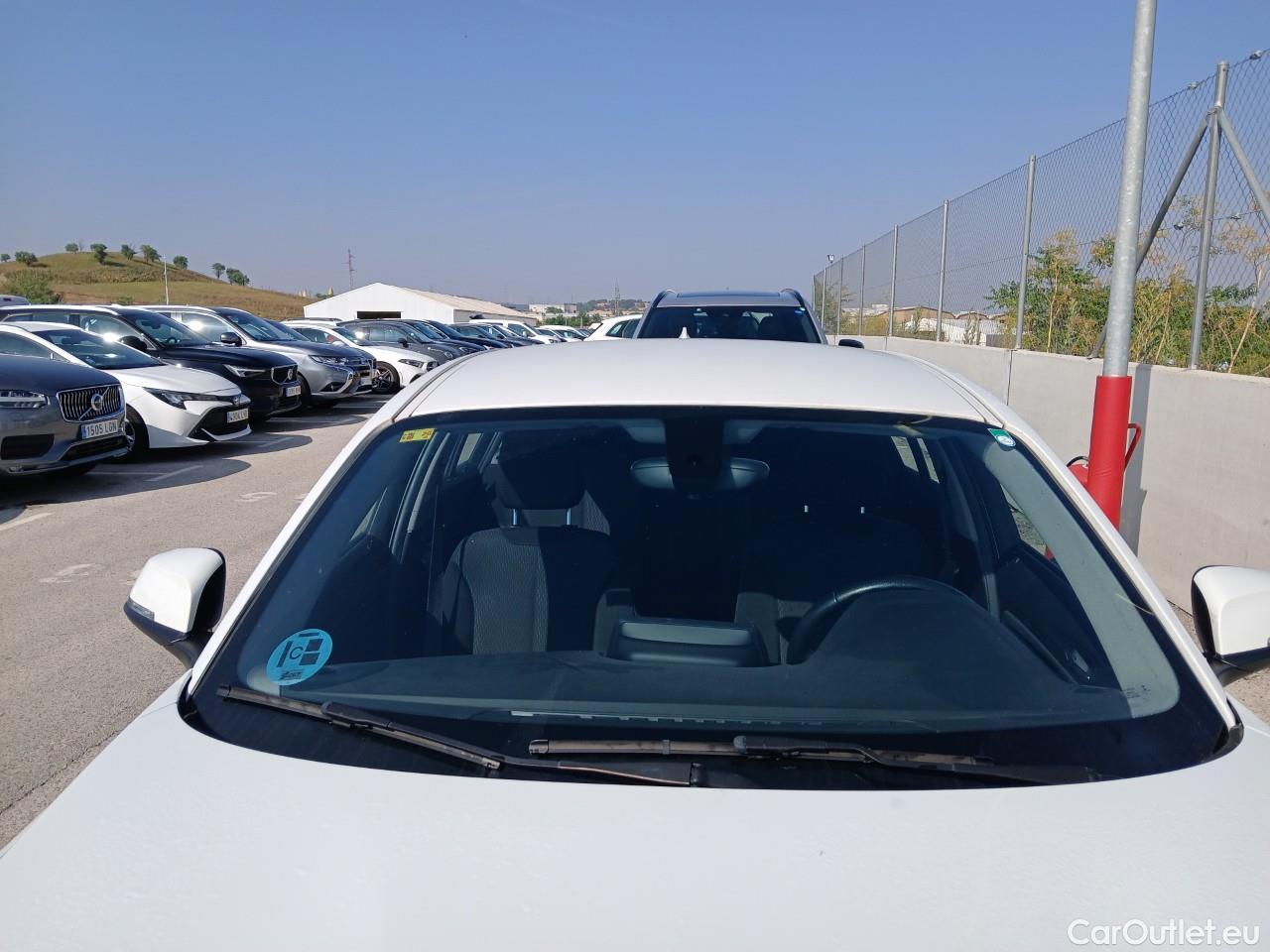  Bmw  Serie 1  Berlina 5p 116i 1.5 110CV E6 #10