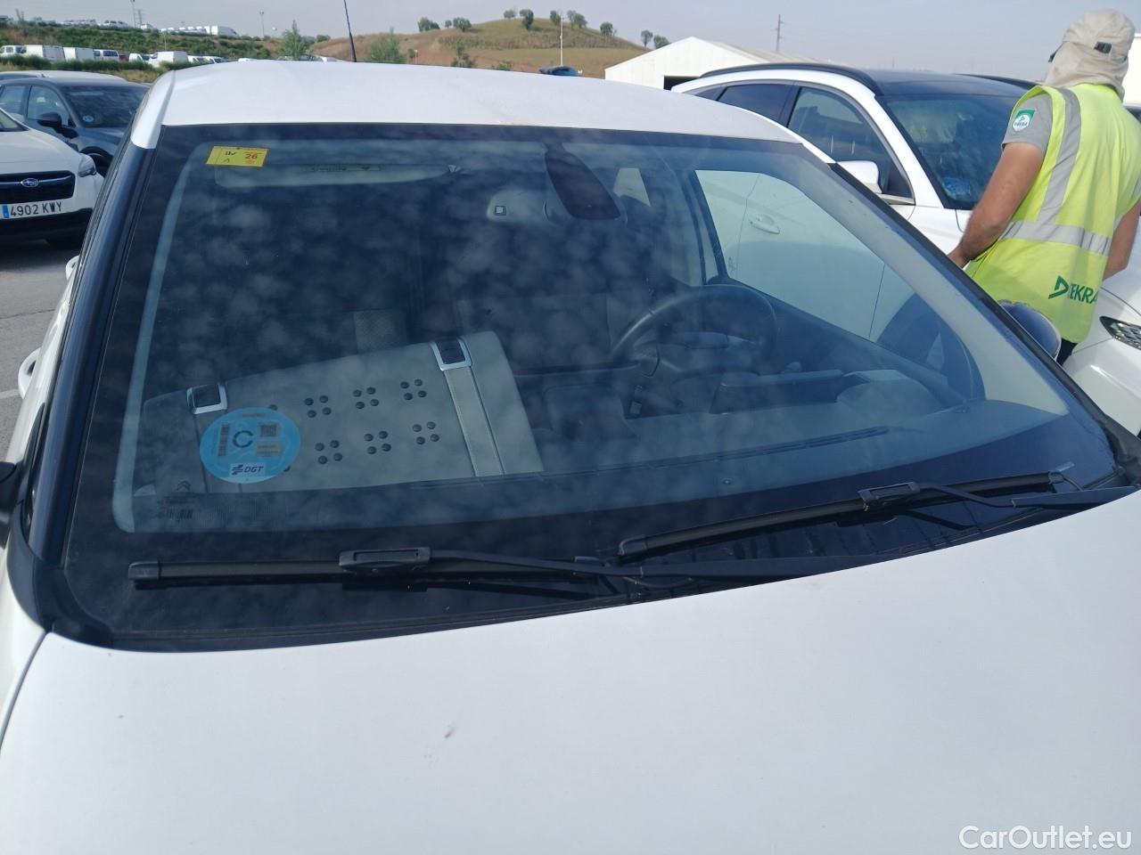  Citroen  C4 Cactus  Shine 1.2 PureTech 110CV E6dT #36