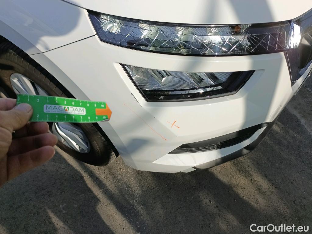  Skoda  KAMIQ SKODA  1.0 TSI 81kW (110CV) DSG Ambition #3