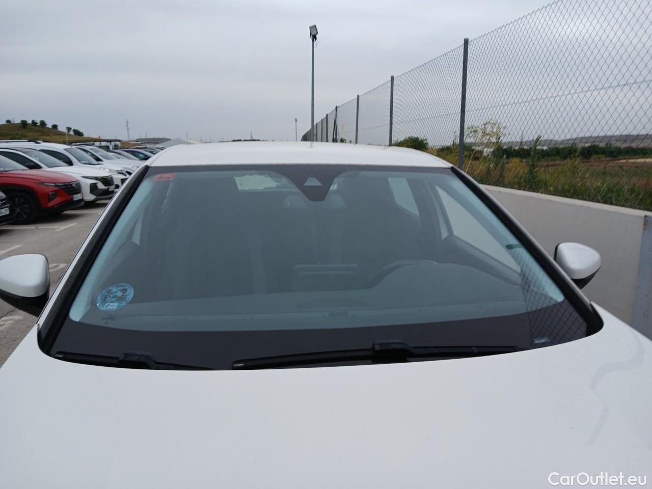  Peugeot  3008  Active Pack 1.5 HDi 130CV E6d #23