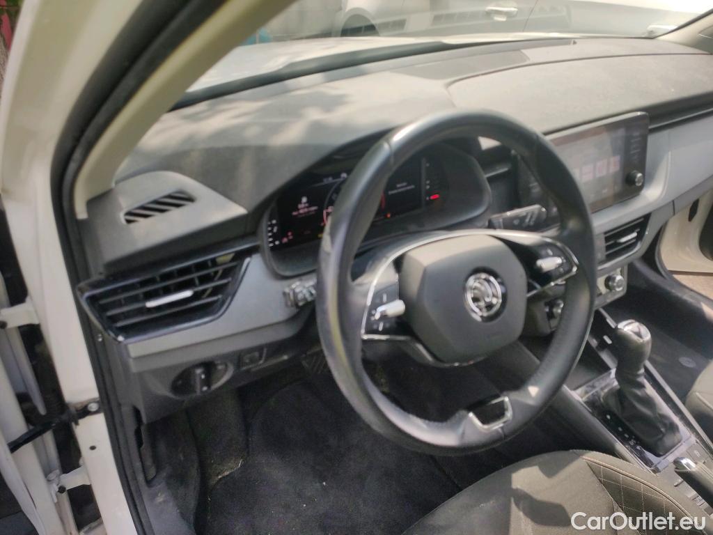  Skoda  KAMIQ SKODA  1.0 TSI 81kW (110CV) DSG Ambition (CX) #12