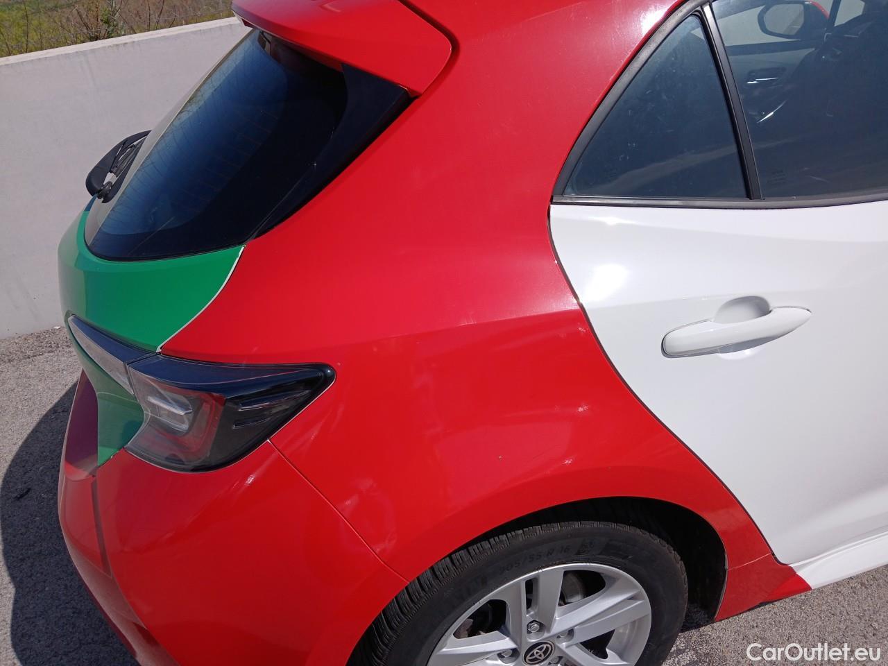  Toyota  Corolla TOYOTA  1.8 125H ACTIVE TECH E-CVT #37
