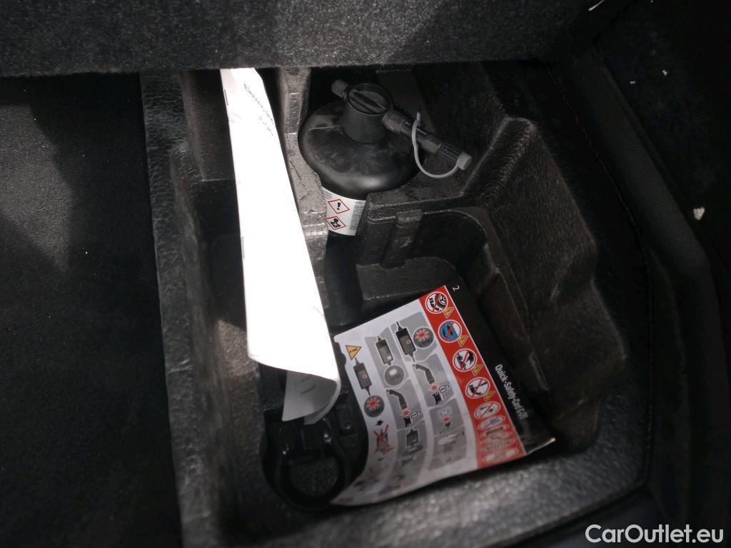  Renault  Captur  II Zen 1.6 E-TECH Plug-in 160CV ATV E6d #12