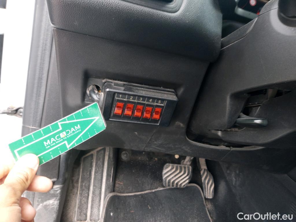  Renault  Captur  II Zen 1.6 E-TECH Plug-in 160CV ATV E6d #45