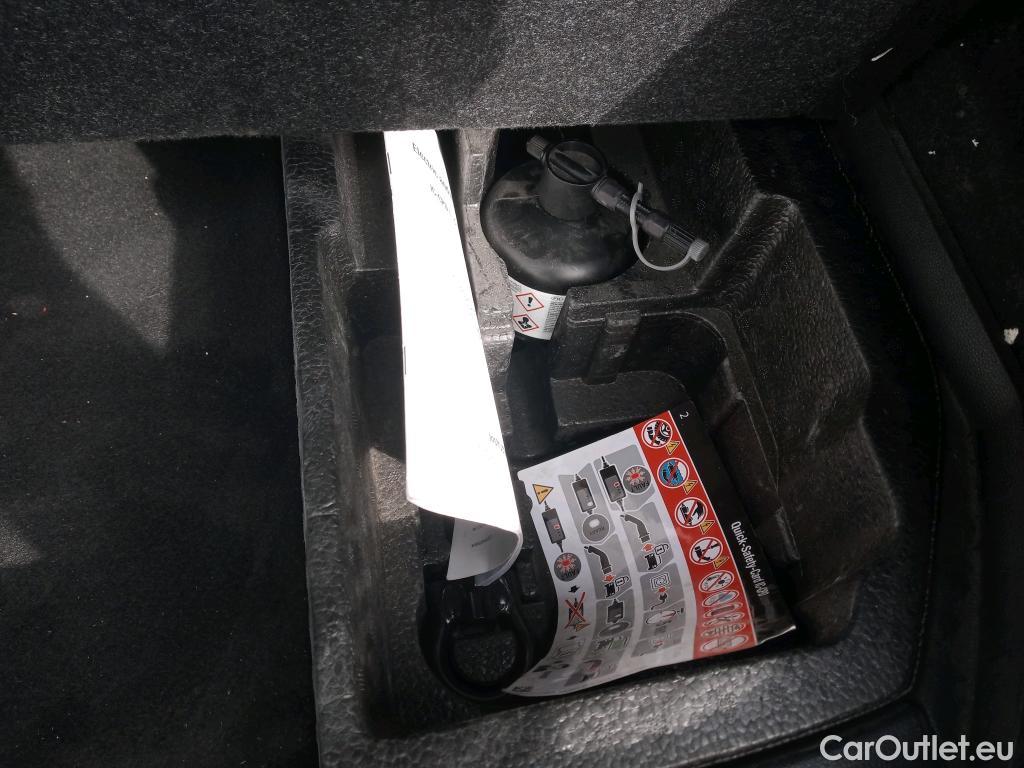  Renault  Captur  II Zen 1.6 E-TECH Plug-in 160CV ATV E6d #13