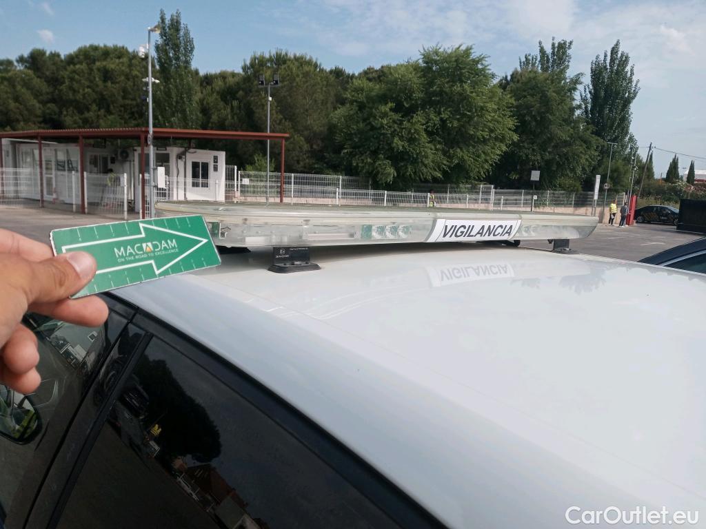  Renault  Captur  II Zen 1.6 E-TECH Plug-in 160CV ATV E6d #49