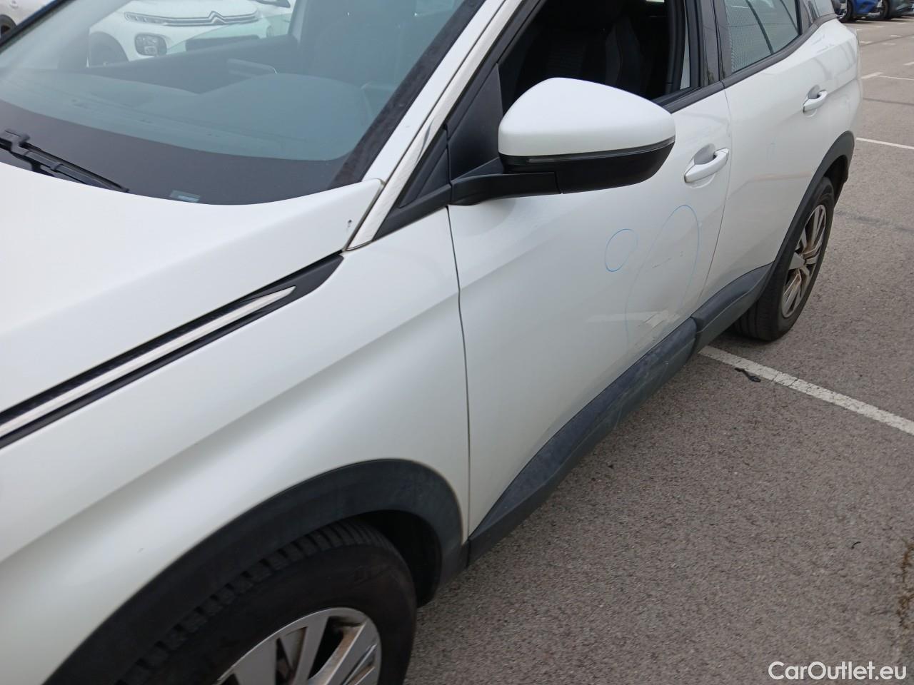  Peugeot  3008  Active Pack 1.5 HDi 130CV E6d #25