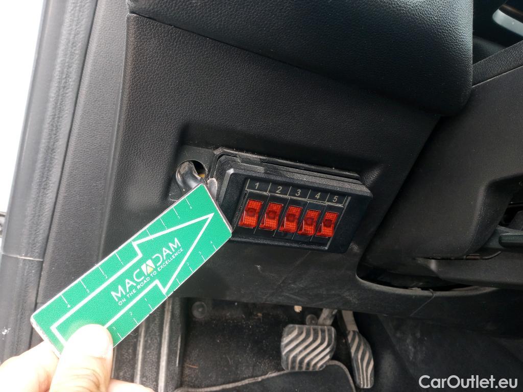  Renault  Captur  II Zen 1.6 E-TECH Plug-in 160CV ATV E6d #46