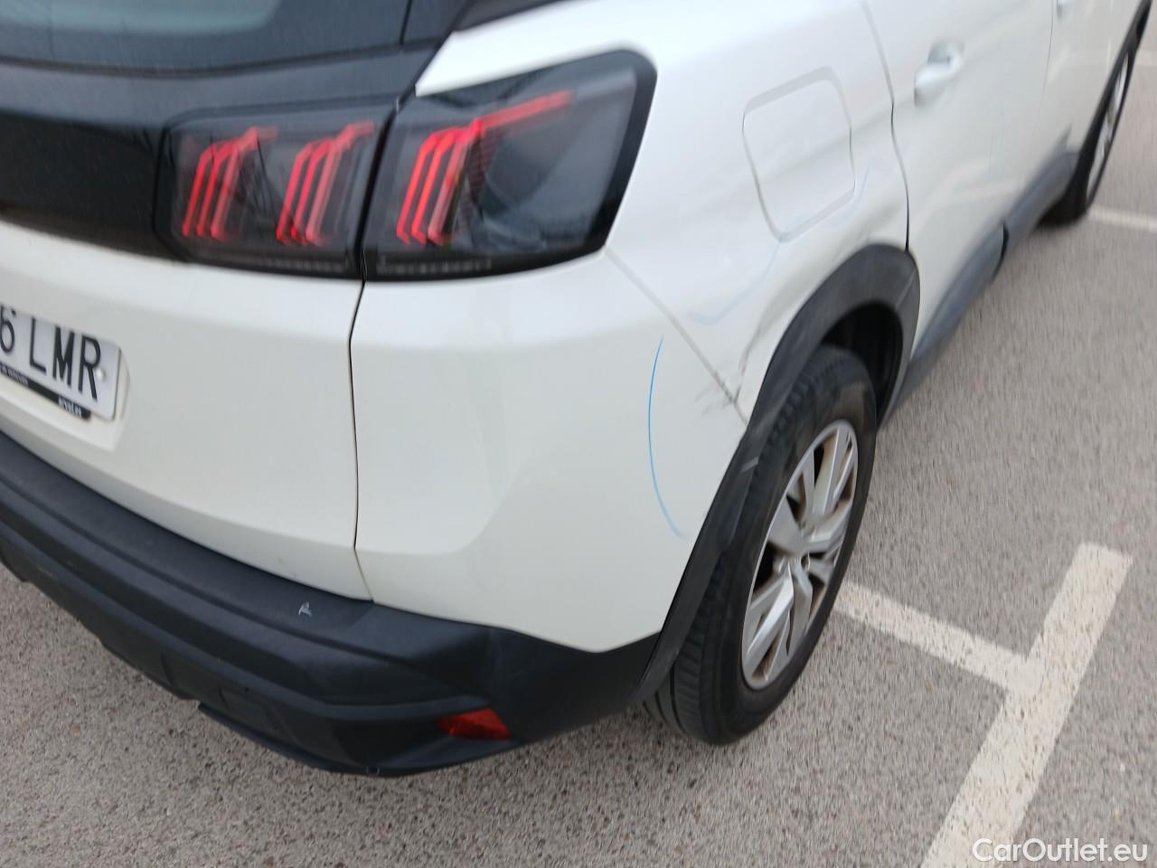  Peugeot  3008  Active Pack 1.5 HDi 130CV E6d #32