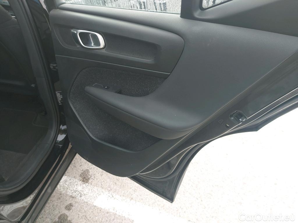  Volvo  XC 40 XC40 Momentum Core 2WD 1.5 130CV E6d #15