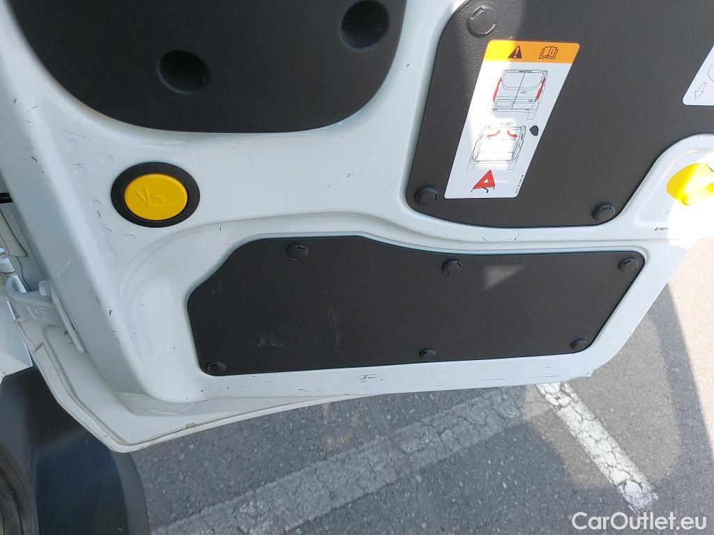  Ford  Transit Connect FORD  / 2013 / 5P / combi Kombi 1.5 TDCi 88kW S/S Trend 230 L2 #25