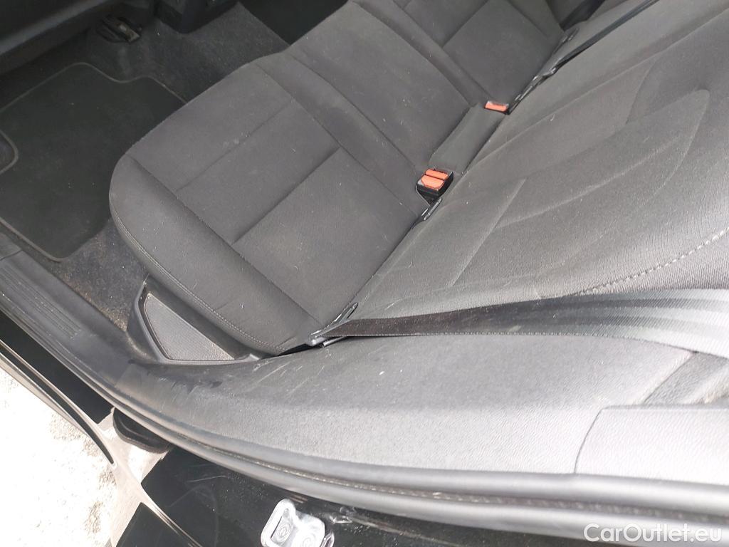  Volvo  XC 40 XC40 Momentum Core 2WD 1.5 130CV E6d #24