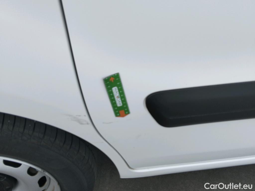  Citroen  Berlingo  Combi Live Edition 1.6 BlueHDi 100CV E5 #25