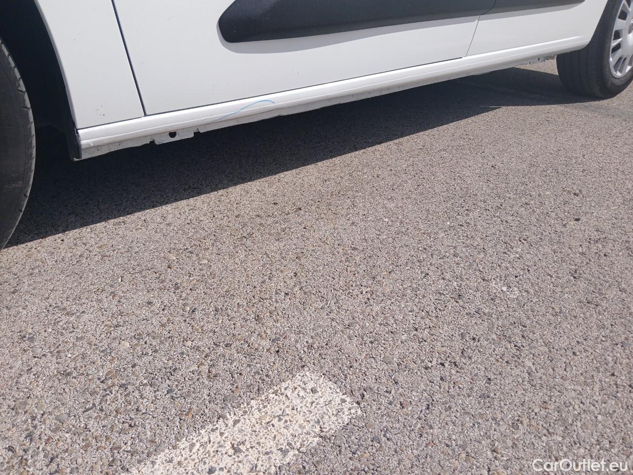  Opel  Combo  Life E Expression 1.5 100CV E6dT #25
