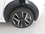  Peugeot  208 PEUGEOT  / 2023 / 5P / BERLINA GT PURETECH 100 S/S #19