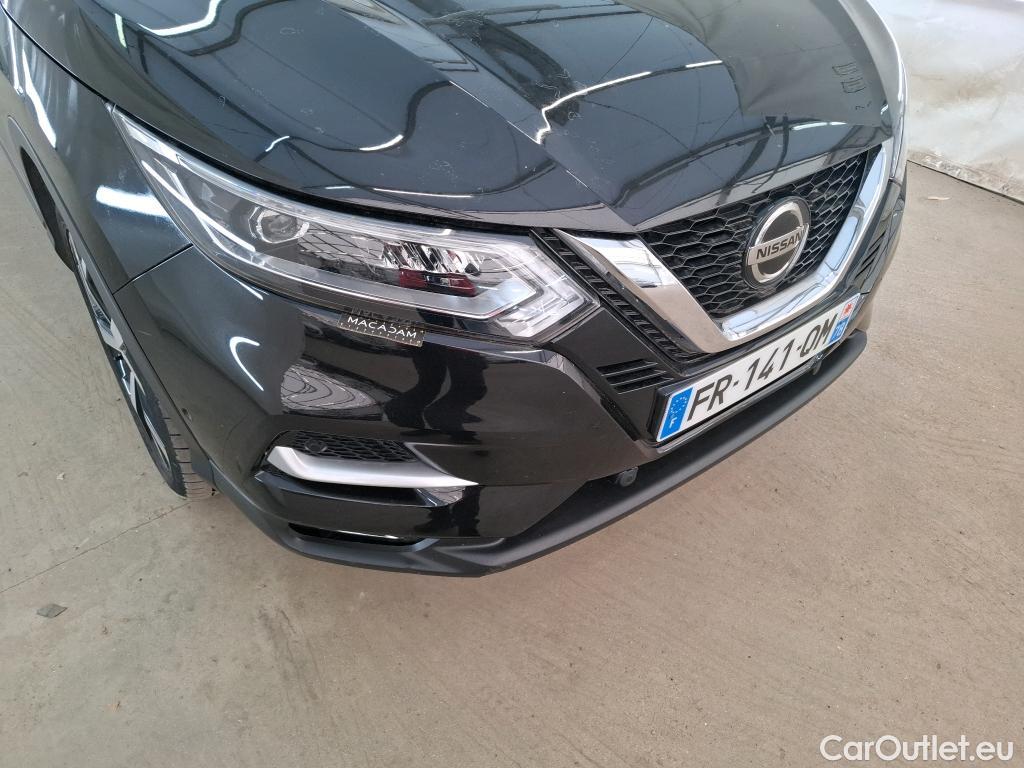  Nissan  Qashqai NISSAN  / 2017 / 5P / Crossover 1.3 DIG-T 140 Tekna #54