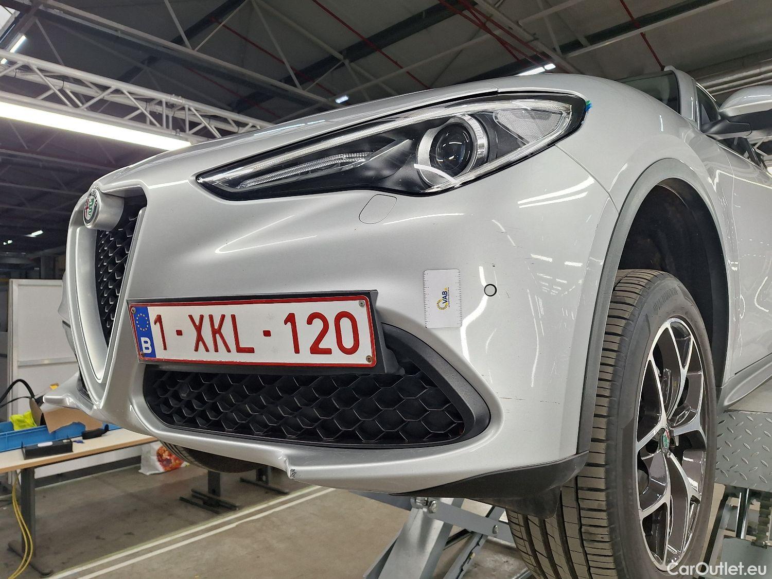  Alfa Romeo   STELVIO Alfa Romeo, '17, Alfa Romeo 2.2 D 210 Lusso AWD 5d #1