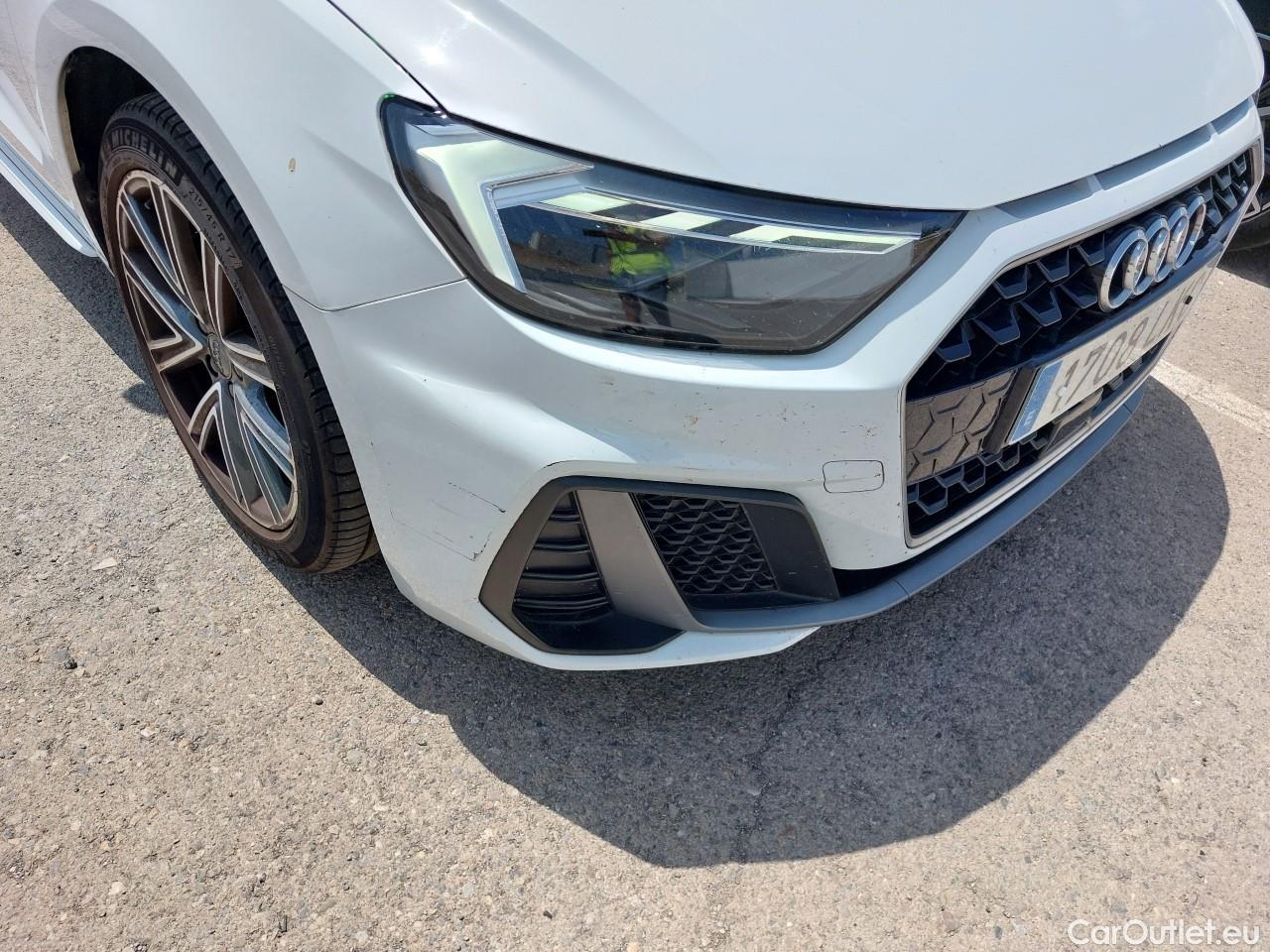  Audi  A1 Sportback AUDI A1 / 2018 / 5P / berlina con portón Sportback S line 30 TFSI 81kW (116CV) (AC) #1