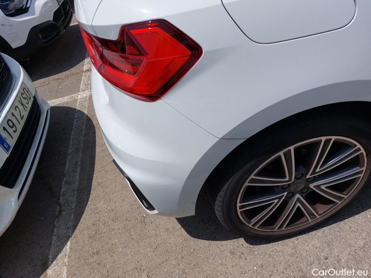  Audi  A1 Sportback AUDI A1 / 2018 / 5P / berlina con portón Sportback S line 30 TFSI 81kW (116CV) (AC) #11
