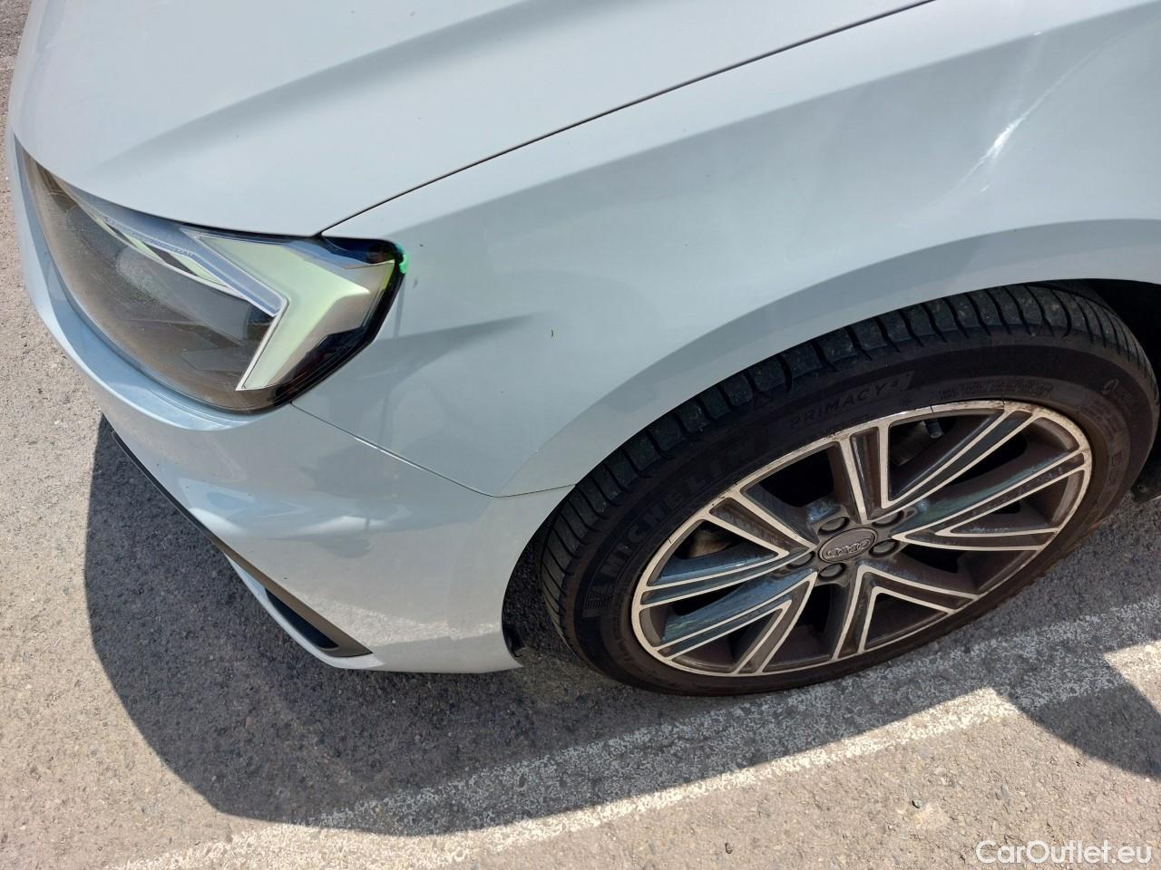  Audi  A1 Sportback AUDI A1 / 2018 / 5P / berlina con portón Sportback S line 30 TFSI 81kW (116CV) (AC) #4