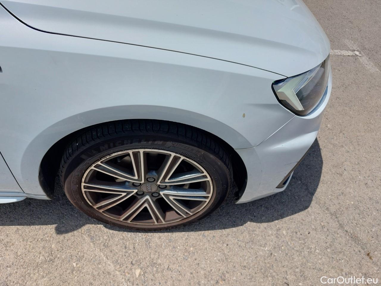  Audi  A1 Sportback AUDI A1 / 2018 / 5P / berlina con portón Sportback S line 30 TFSI 81kW (116CV) (AC) #17