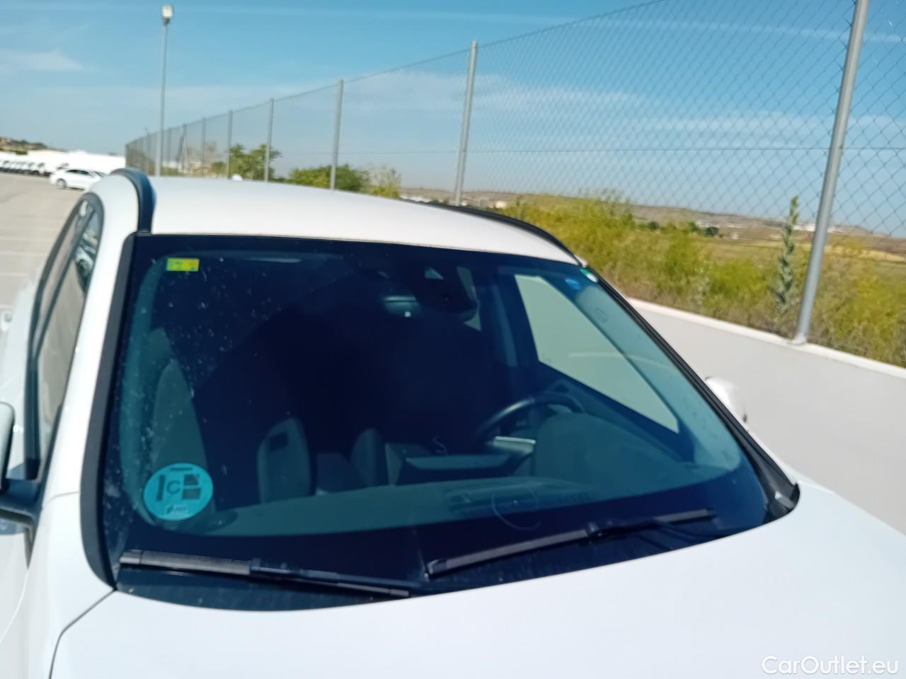  Bmw  X1 BMW  / 2019 / 5P / todoterreno sDrive18d #9