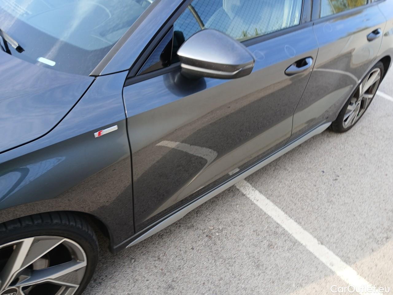  Audi  A3 AUDI  / 2020 / 5P / berlina con portón Sportback S line 35 TFSI 110kW S tronic #14