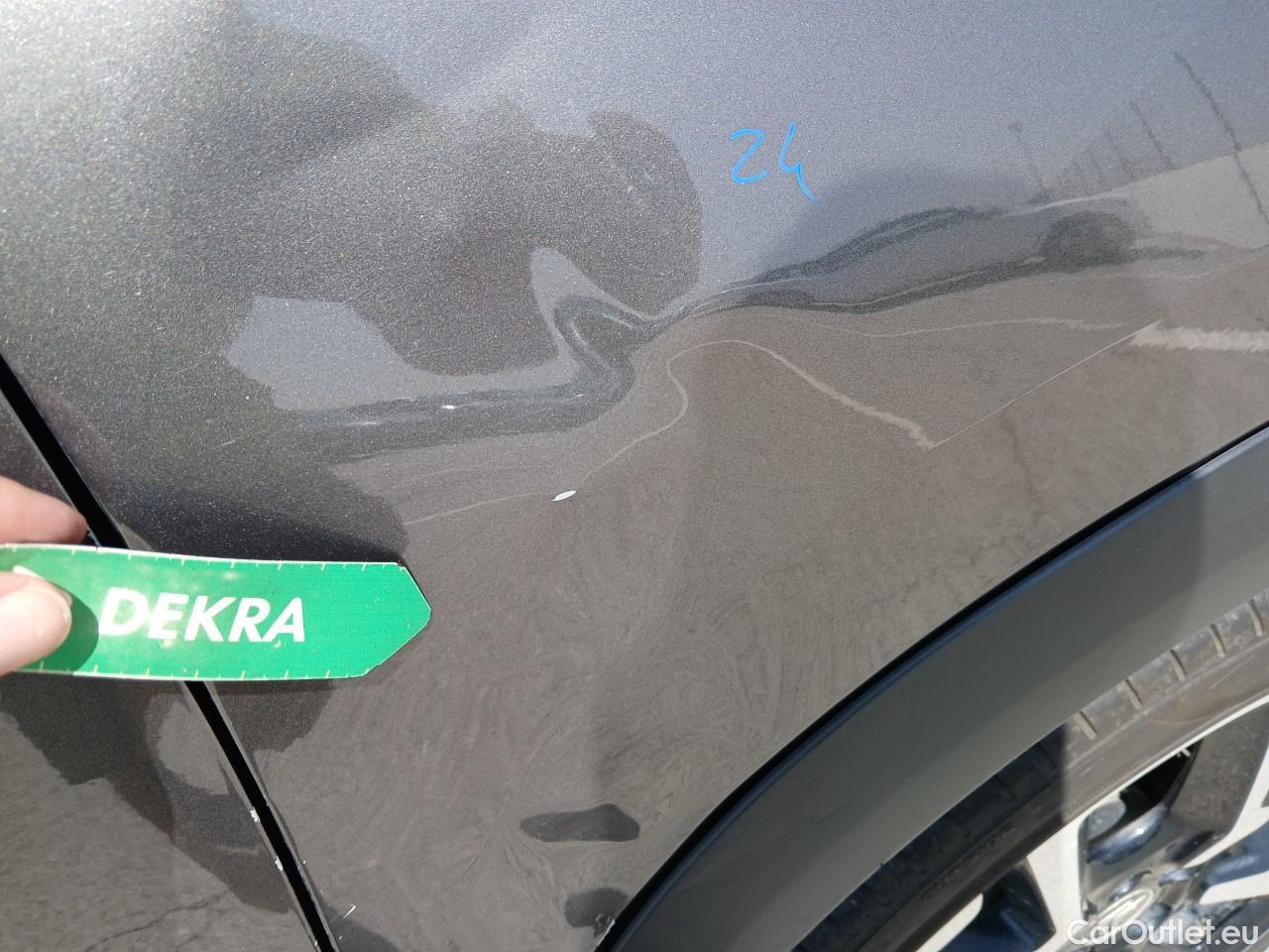  Citroen  C5 CITROEN  Aircross / 2018 / 5P / todoterreno BlueHDi 130kW EAT8 Shine Comfort Class(SP) #53