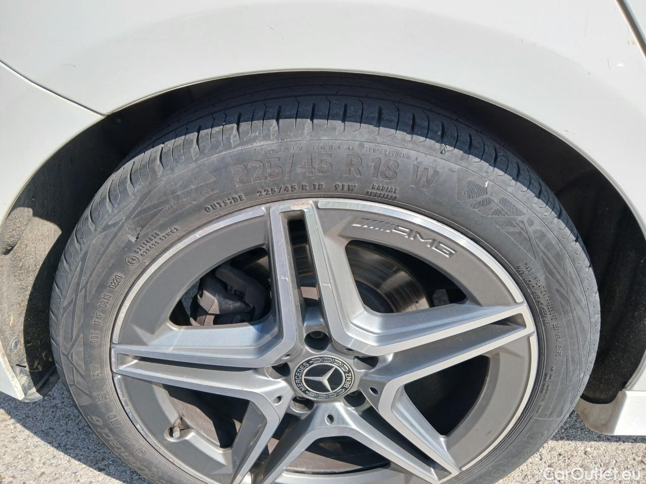  Mercedes  A-Klasse Clase A A 200 d 4Matic (177.013)AMG AMG Line 150CV AT8 E6d #40