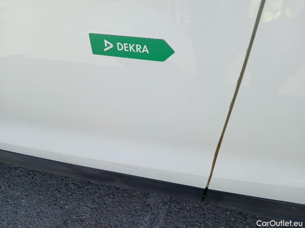  Nissan  Qashqai NISSAN  / 2017 / 5P / todoterreno DIG-T 103 kW (140 CV) E6D ACENTA (AC) #26