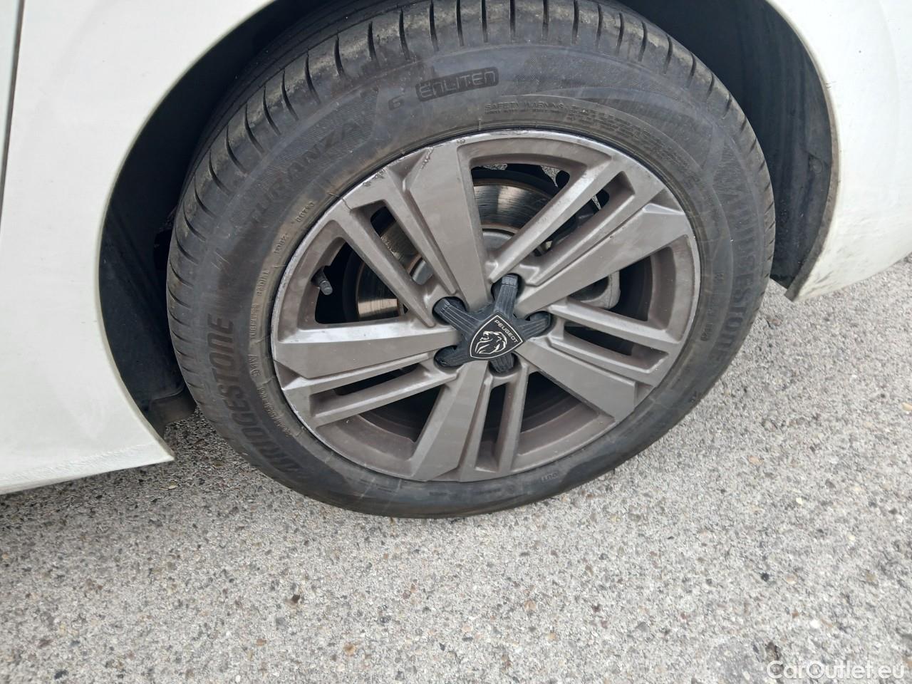  Peugeot  308  Active Pack 1.5 HDi 130CV MT6 E6d #11