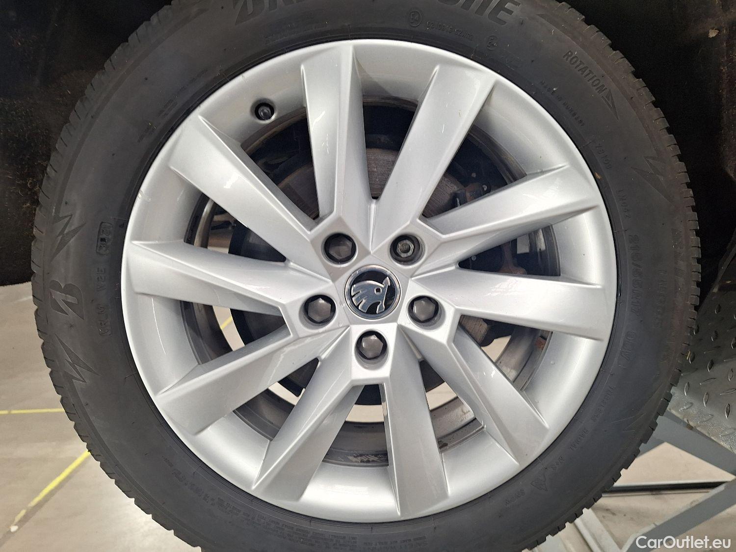  Skoda  Superb Skoda,  FL'19 PHEV, Skoda  1.4 TSI iV 160kW DSG6 Ambition 5d #1