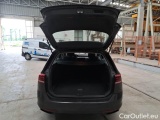  Volkswagen  Passat VOLKSWAGEN  / 2019 / 5P / STATION WAGON VAR. 2.0TDI SCR EVO 110KW BUSIN. BMT DSG #5