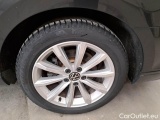  Volkswagen  Passat VOLKSWAGEN  / 2019 / 5P / STATION WAGON VAR. 2.0TDI SCR EVO 110KW BUSIN. BMT DSG #19