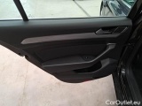  Volkswagen  Passat VOLKSWAGEN  / 2019 / 5P / STATION WAGON VAR. 2.0TDI SCR EVO 110KW BUSIN. BMT DSG #112